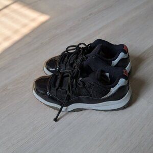 Boys Sneakers - Jordan